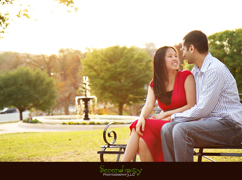 engagement session at the texas state capitol