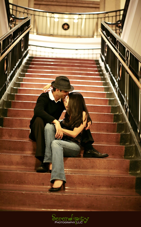 engagement session at the texas state capitol