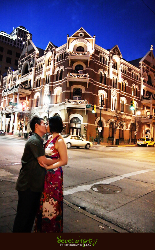 bridal portrait session, engagement session, Austin downtown, 6th street, Zilker park, botanical garden
