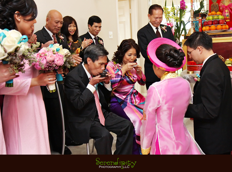  tea ceremony, Buddhist temple, kim son, Vietnamese wedding, bride and groom offering tea to parents