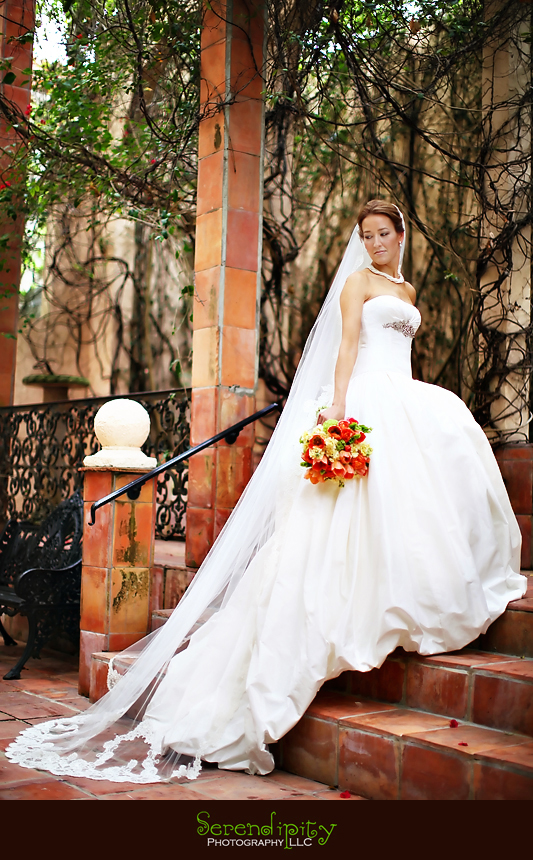bridal portrait session, Paraiso Maravilla