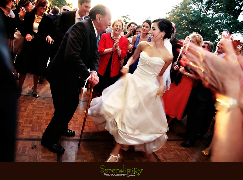 houston wedding photographer, bride dancing