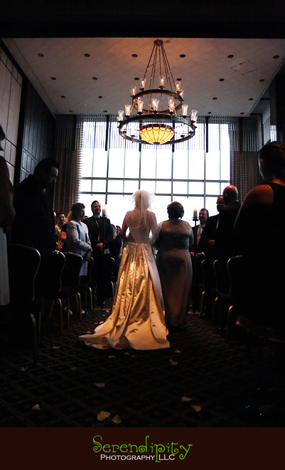 houston wedding photographer, wedding ceremony, petroleum club