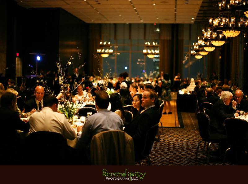 houston wedding photographer, petroleum club, guests