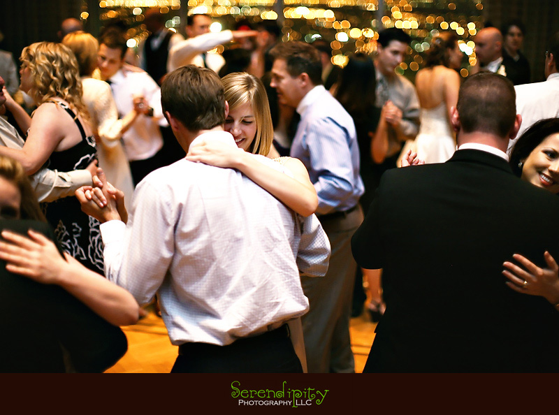 houston wedding photographer, wedding reception, dancing