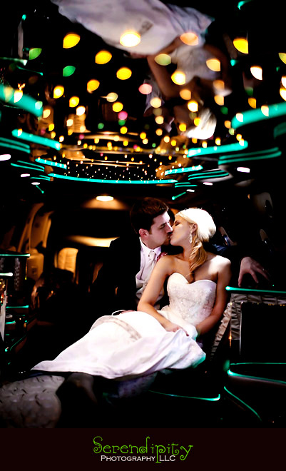shiner texas, houston wedding photographer, kissing in the Limo
