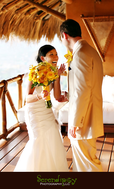 houston wedding photographer, Zihuatanejo, Mexico, destination wedding photography, the reveal