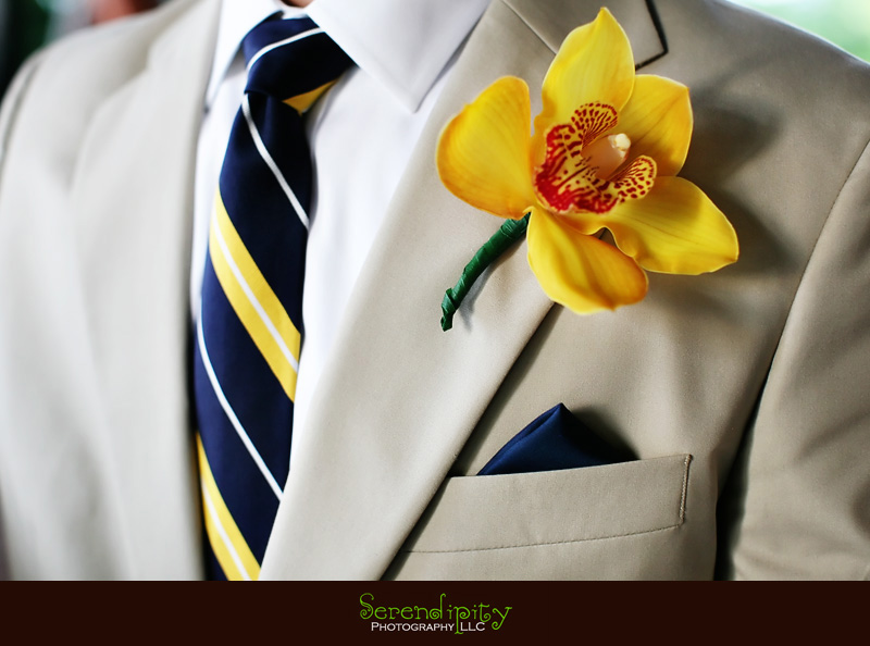 houston wedding photographer, Zihuatanejo, Mexico, destination wedding photography, yellow orchid boutonniere