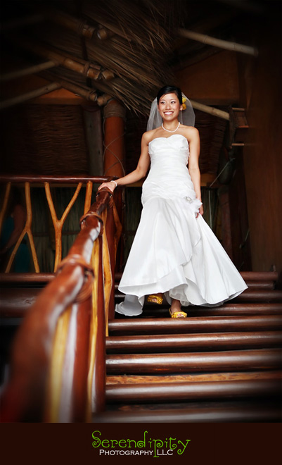 houston wedding photographer, Zihuatanejo, Mexico, destination wedding photography, here comes the bride