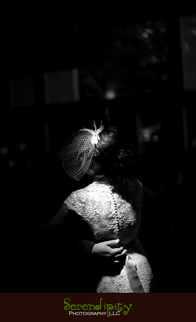 houston wedding photographer, discovery green, the grove, first dance