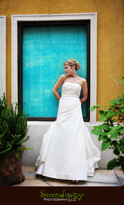 Houstonian Hotel, Uptown Park, bridal portrait, Houston Wedding photographer