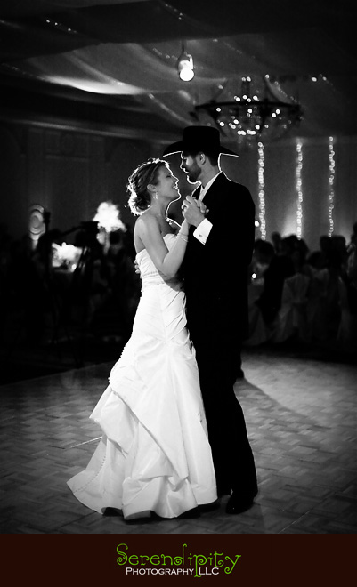 Houston wedding photographer, St Michael Catholic Church,  Houstonian Resort and Spa, first dance
