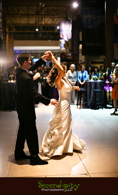 Houston wedding photographer, Holy Rosary, Houston Museum of Natural Science, first dance