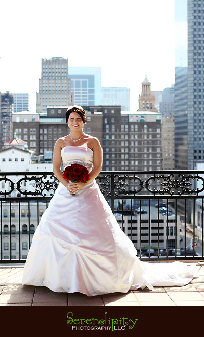 Hotel Icon, Downtown Houston, bridal portrait, Houston Wedding photographer