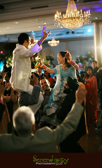 Houston wedding photographer, Destination Wedding Photography, bride and groom having a great time at reception, Indian Wedding, Sikh Wedding