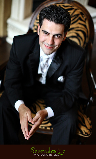 Houston wedding photographer, Groom Portrait