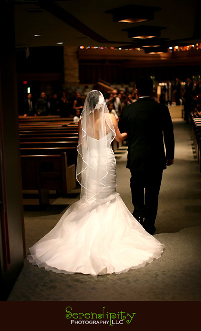 Houston wedding photographer, Memorial Drive Presbyterian, bride walking down the aisle
