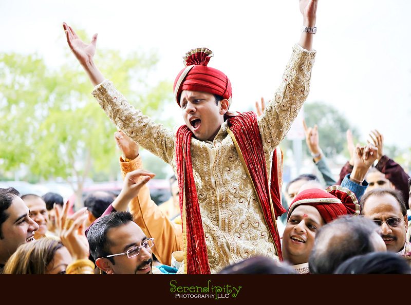Houston wedding photographer, Hindu Temple, Hindu Wedding, Indian Wedding, groom being hoisted