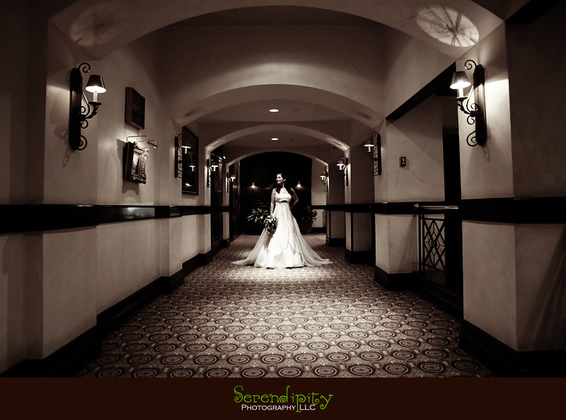 Houstonian Hotel, Uptown Houston, bridal portrait, Houston Wedding photographer