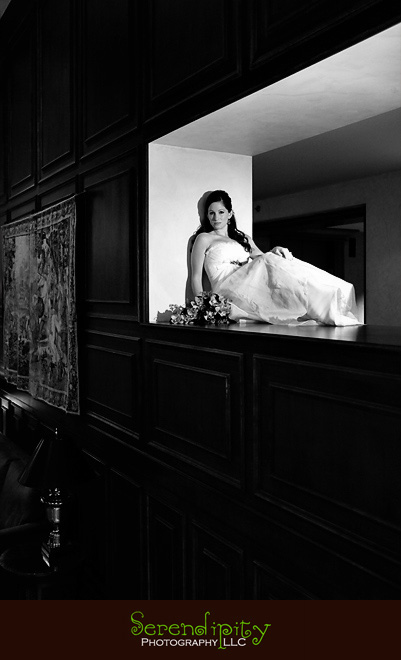 Houstonian Hotel, Uptown Houston, bridal portrait, Houston Wedding photographer