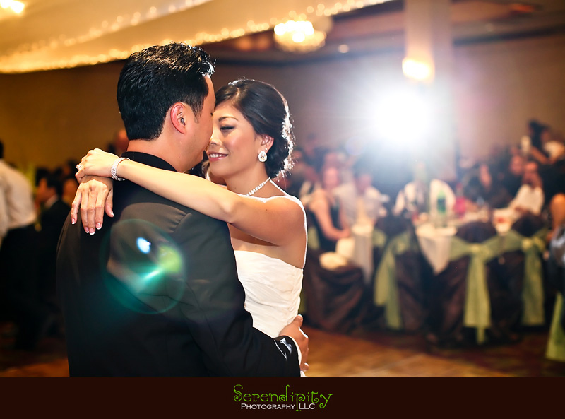 Houston wedding photographer, Vietnamese Wedding, Korean Wedding, first dance