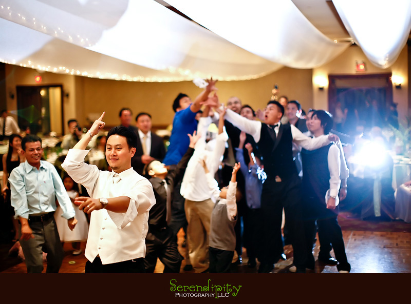 Houston wedding photographer, Vietnamese Wedding, Korean Wedding, groom tossing the garter
