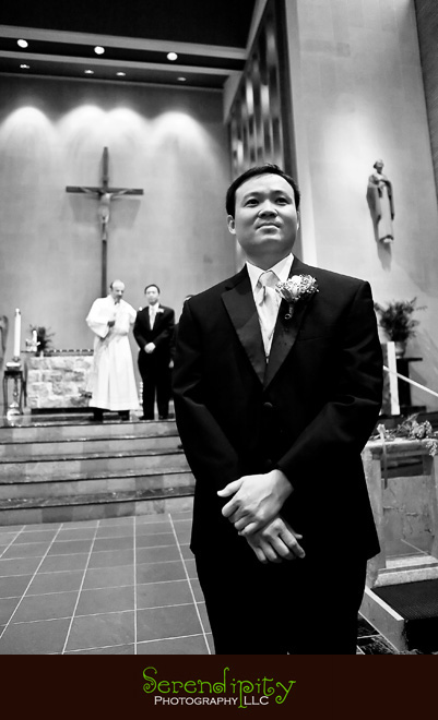 Houston wedding photographer, St. Vincent de Paul Catholic Church Houston, Houston Church Wedding Ceremony, West University Wedding Venue, West U Church for wedding, first time groom sees the bride