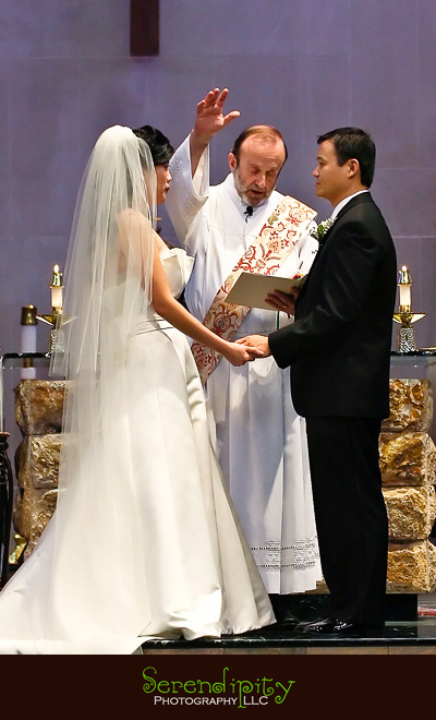 Houston wedding photographer, St. Vincent de Paul Catholic Church Houston, Houston Church Wedding Ceremony, West University Wedding Venue, West U Church for wedding