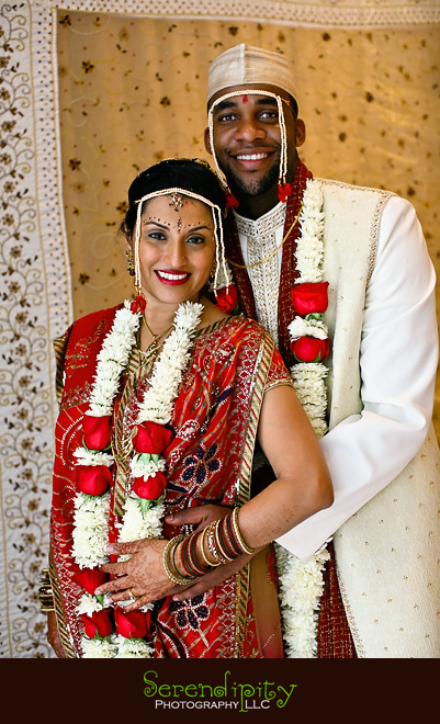 Houston Indian wedding photography, Marriott Hotel, gorgeous bride and groom in Indian outfit