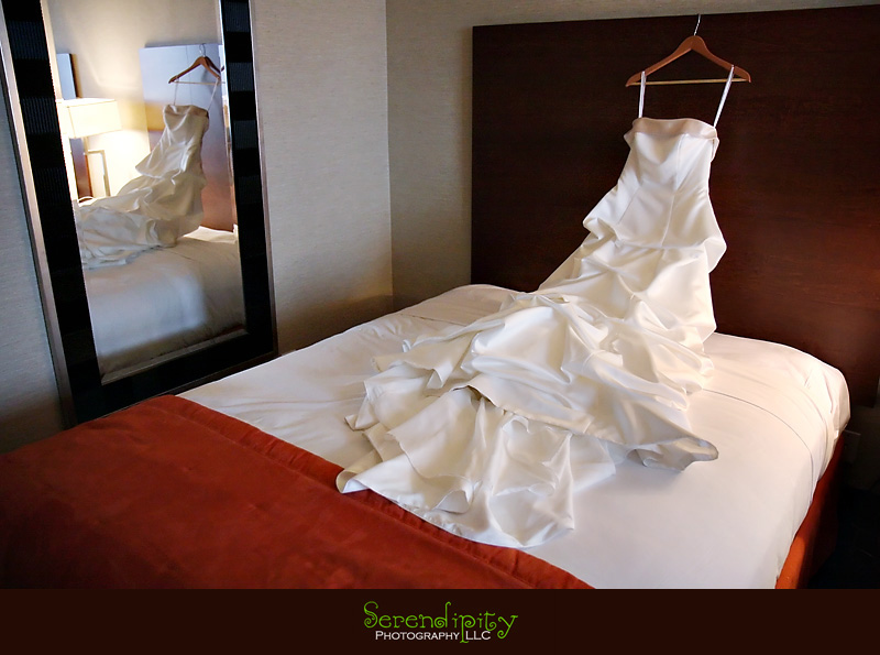 Houston wedding photography, Country Club Wedding Pictures, wedding ceremony, wedding reception, bridal gown