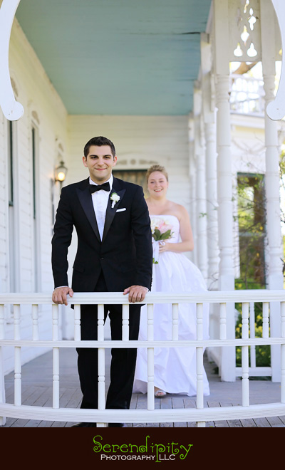 Austin wedding photography, outdoor ceremony, Barr Mansion, first look
