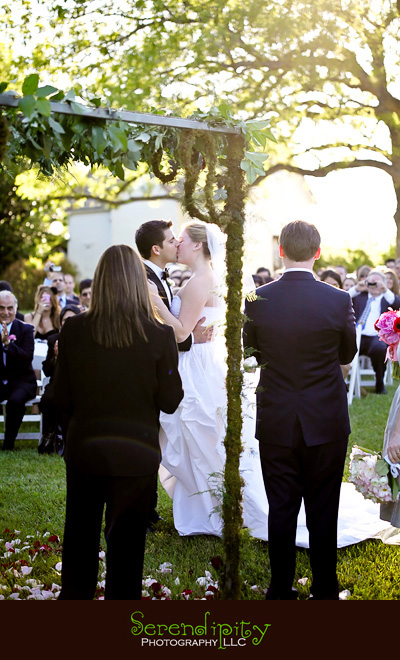 Austin wedding photography, outdoor ceremony, Barr Mansion, first kiss