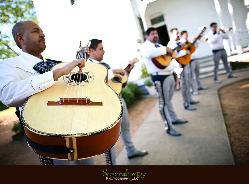 Austin wedding photography, outdoor ceremony, Barr Mansion, mariachi band player during cocktail hour