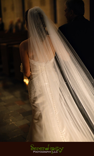 houston wedding photographer, holy rosary catholic church, petroleum club