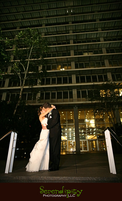 houston wedding photographer, holy rosary catholic church, petroleum club