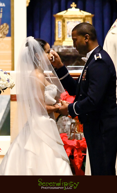 houston wedding photographer, four seasons hotel, all saints catholic church