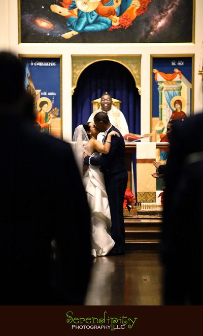 houston wedding photographer, four seasons hotel, all saints catholic church