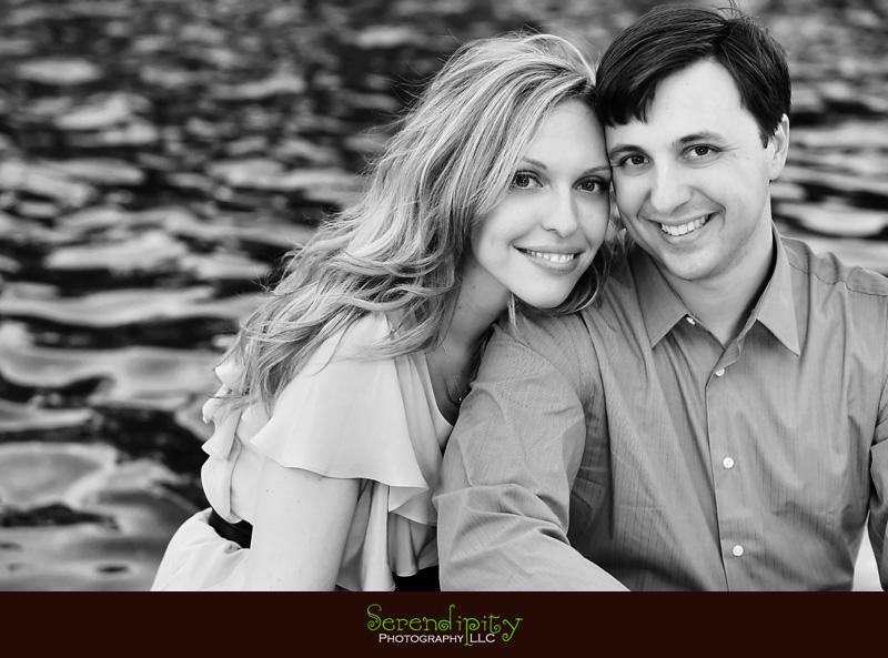 houston engagement portrait photographer, Houston Engagement Photography, Engagement Session Pictures, Herman Park Engagement Session Pictures