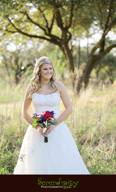 Hermann Park Bridal Portraits,Houston bridal portrait shoot, Houston bridal pictures, Houston Wedding photographer, houston outdoor bridal portrait photography session