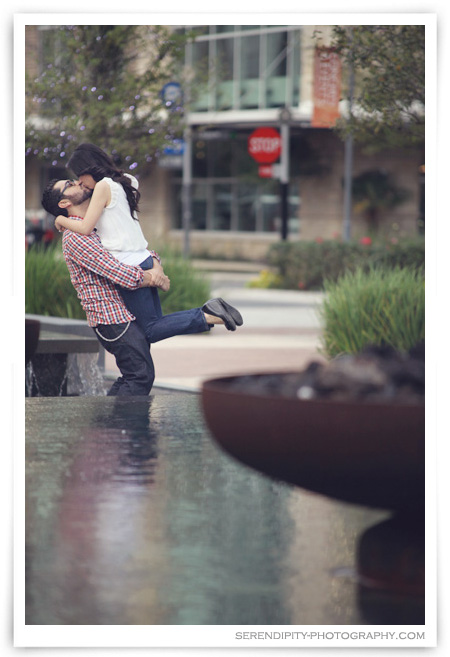 downtown houston engagement photography, Memorial CityCentre, Houston engagement pictures, Houston Photographers, Houston Wedding Photographer, Outdoor Engagement Portraits, Memorial Houston engagement pictures